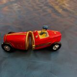 Collectible porcelain pill box