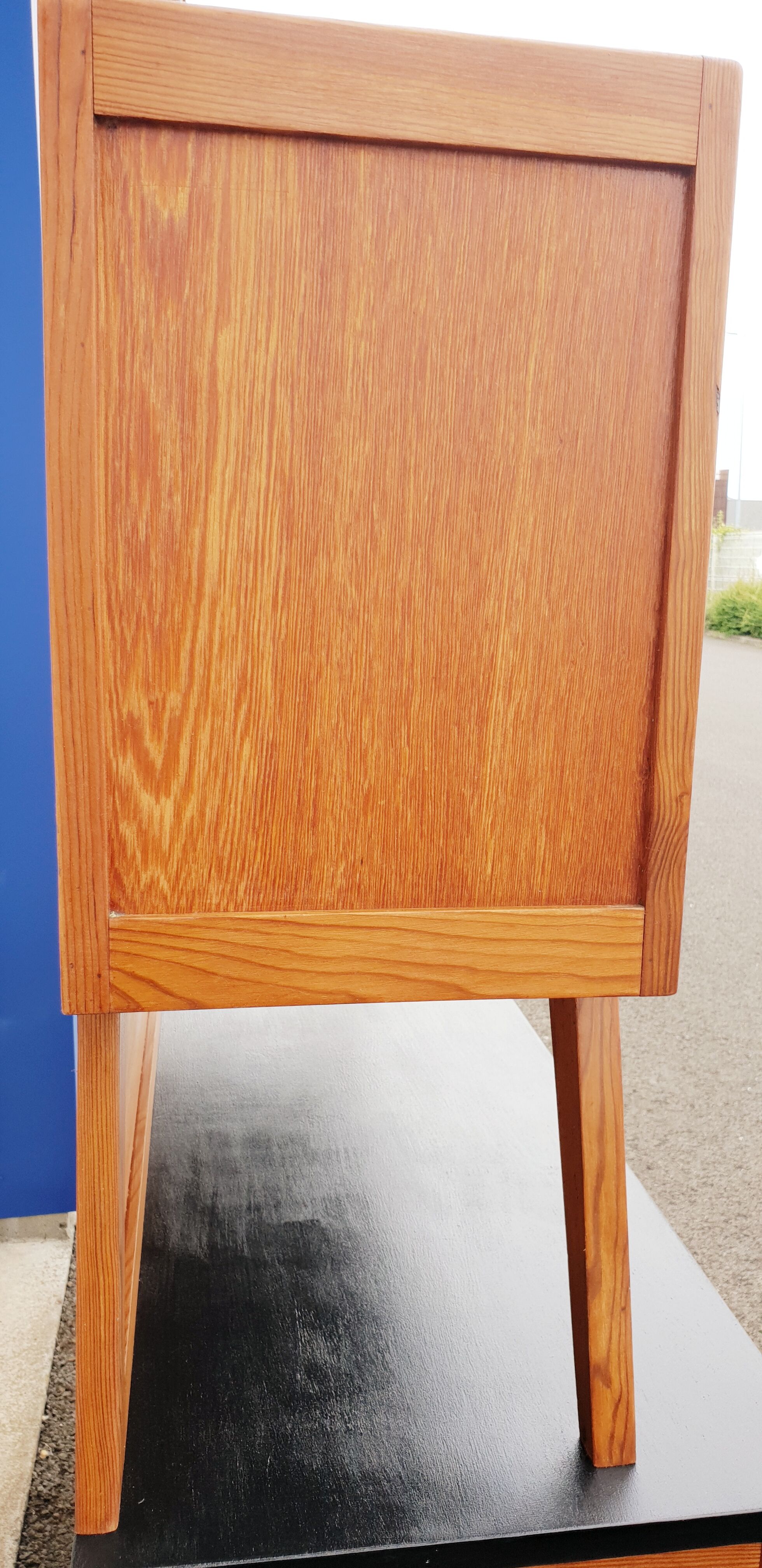 Vintage buffet
