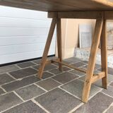 Winegrower's farm table