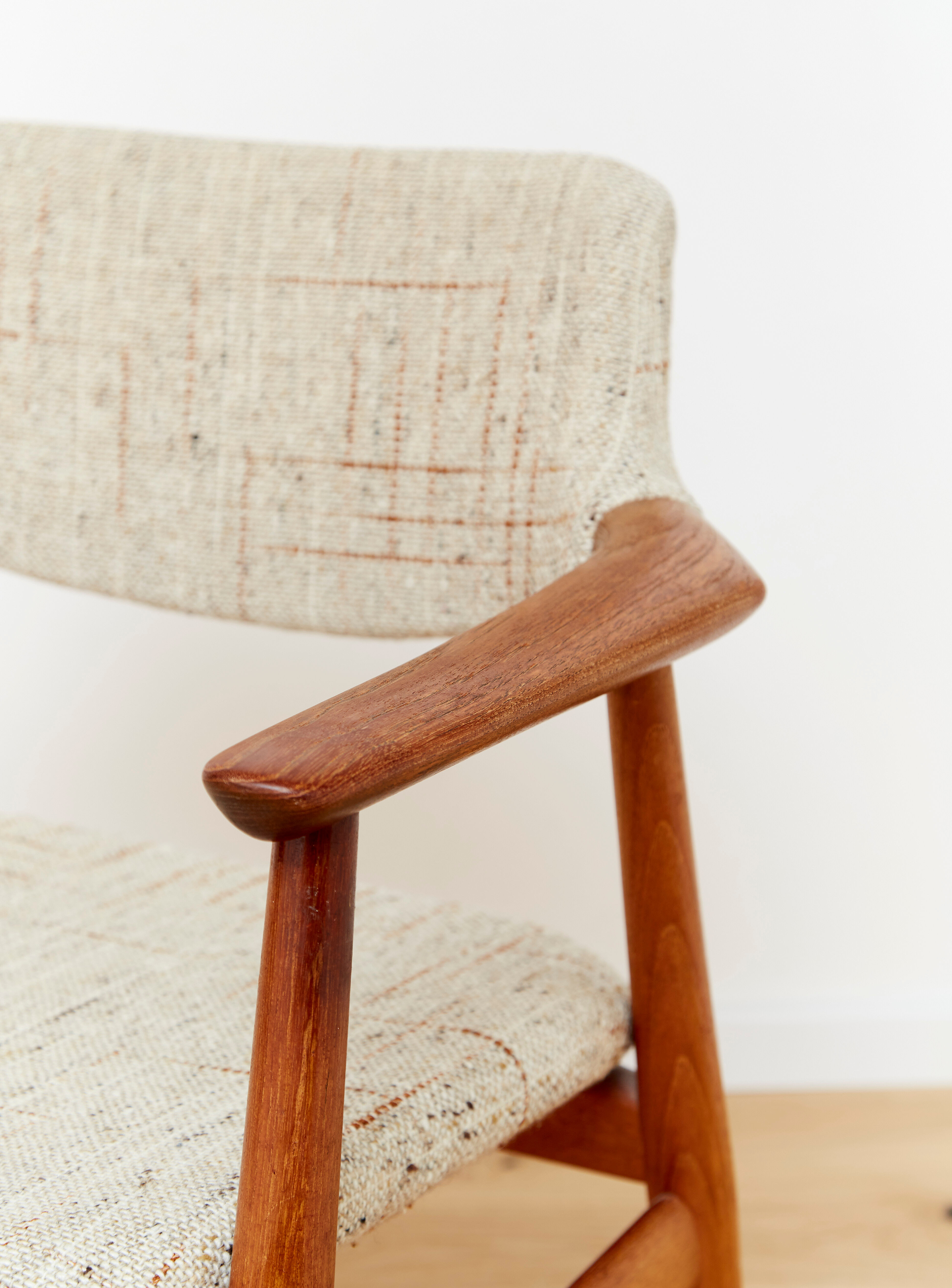 Fauteuil GM11, Svend Åge Eriksen pour Glostrup