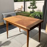 Table year 50 called "poker table"