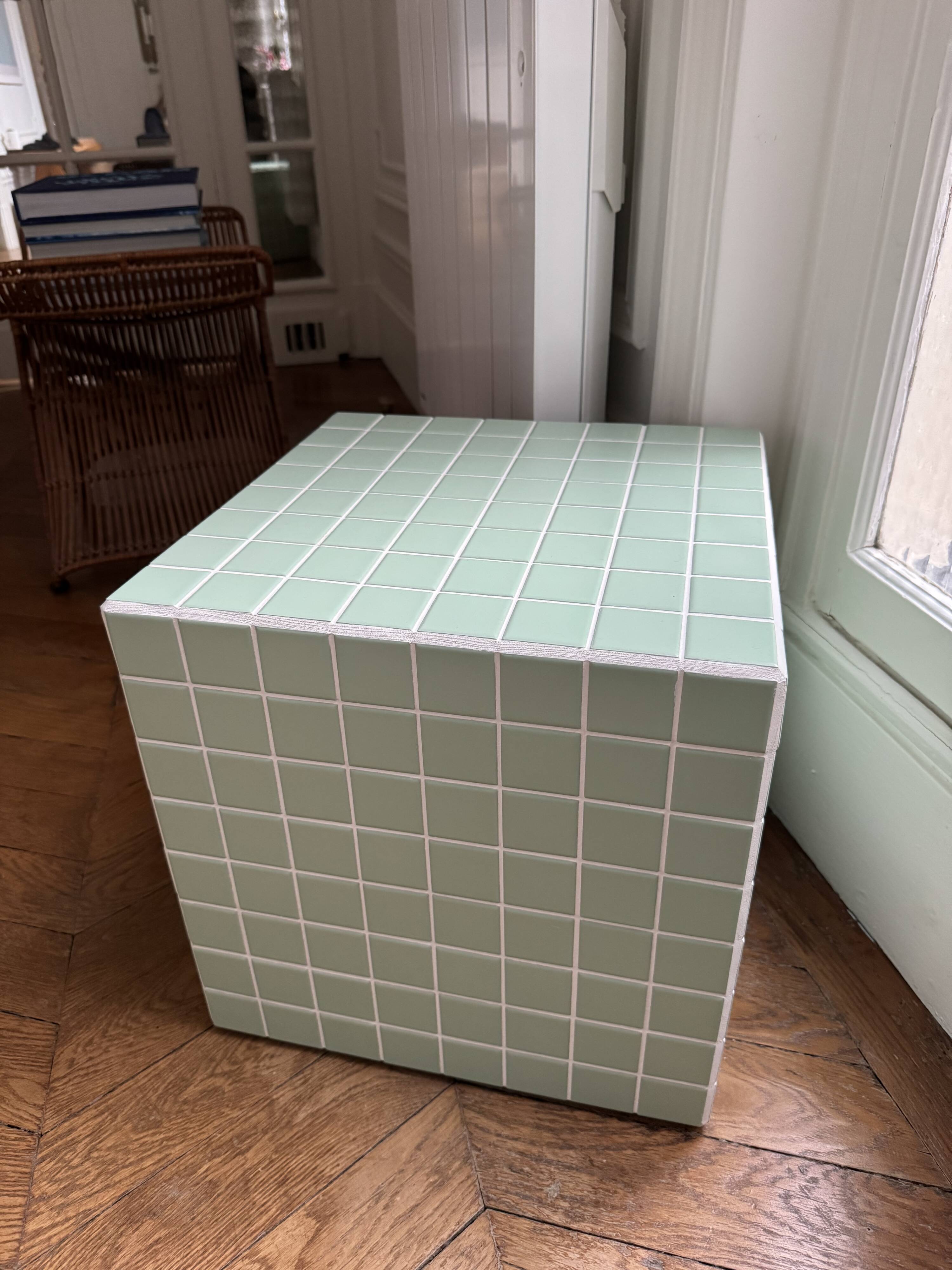 Ceramic cube side table 40x40cm