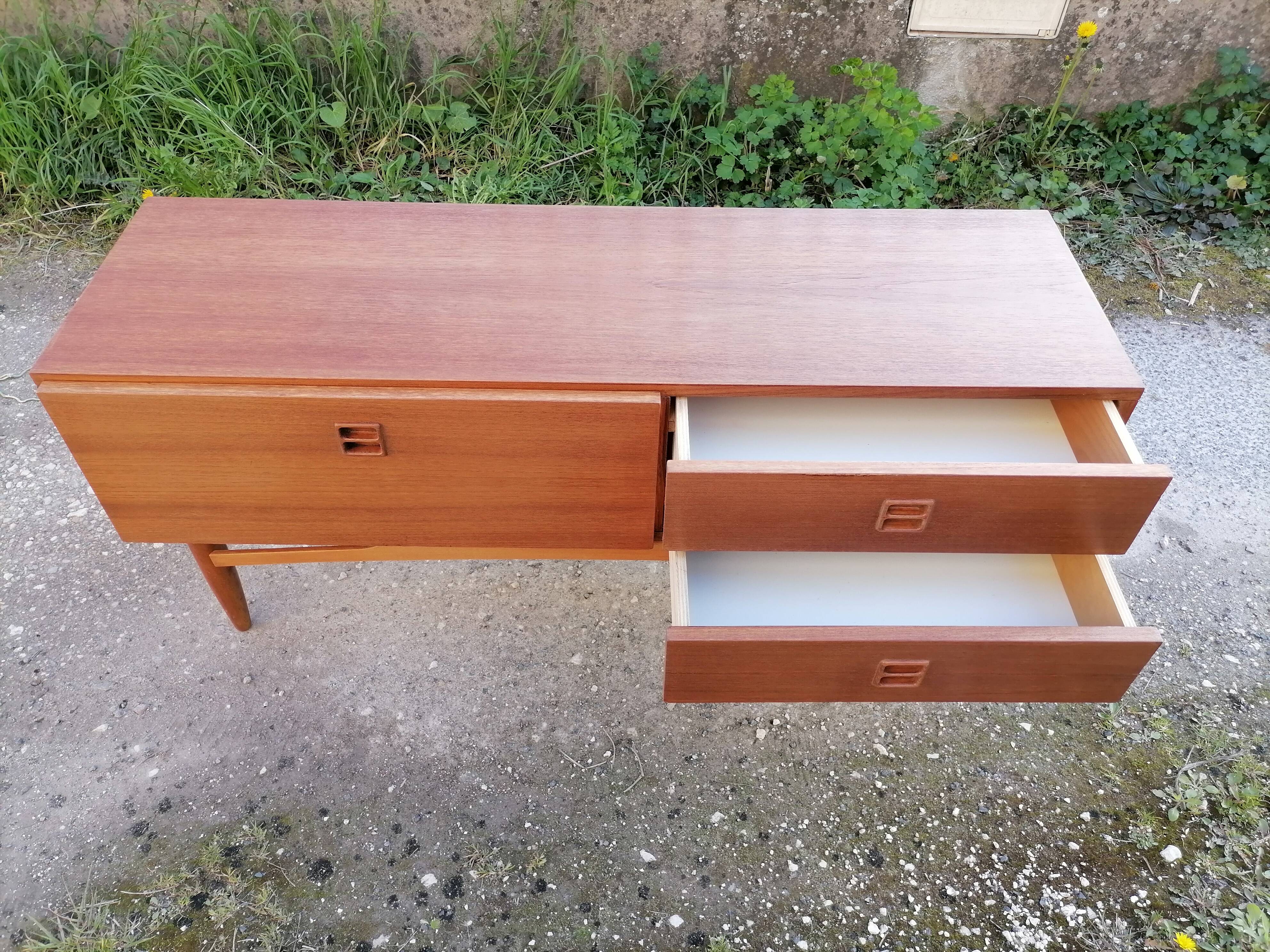Meuble bas vintage