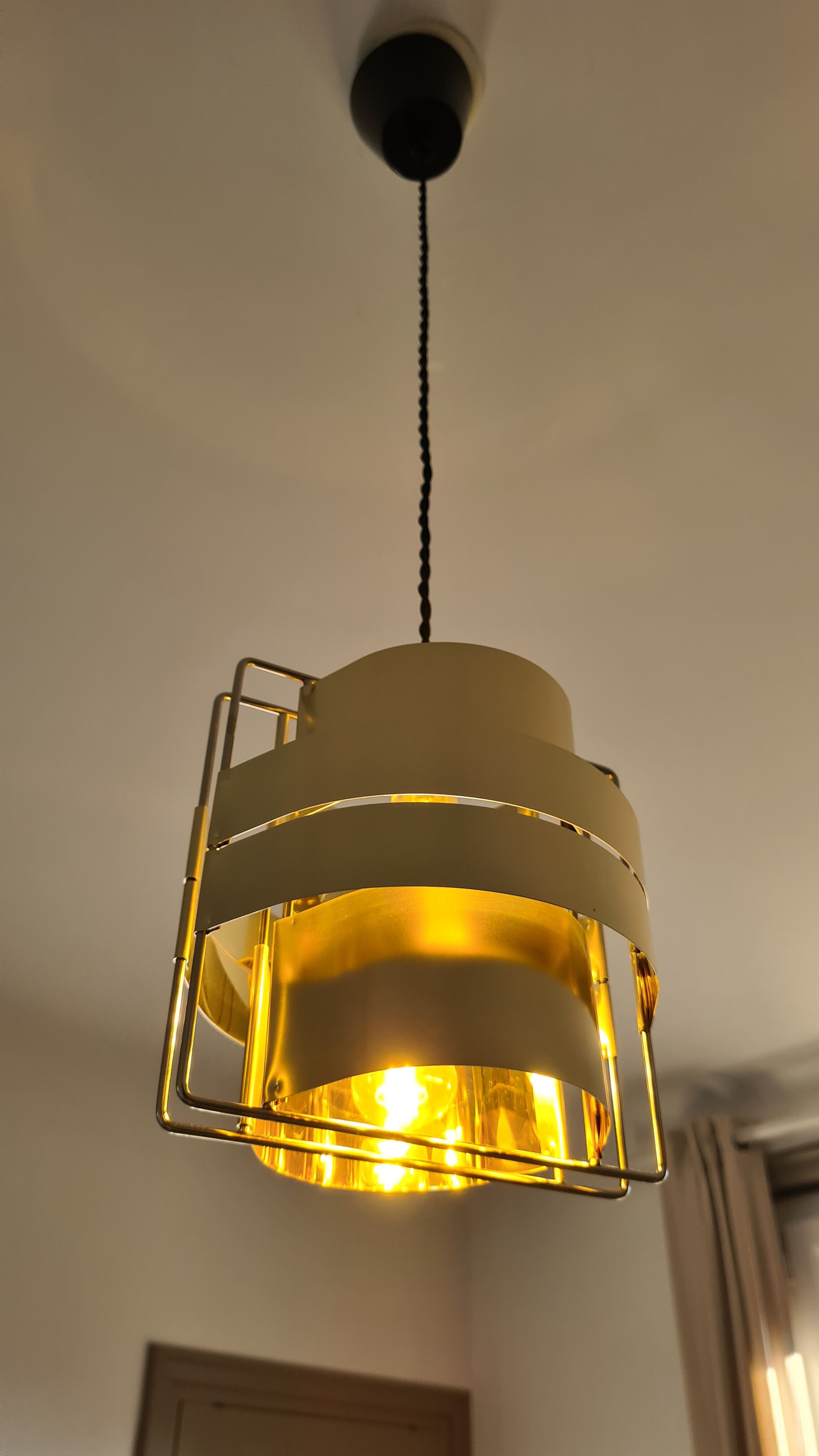 Hanging Sauze model Altaïr