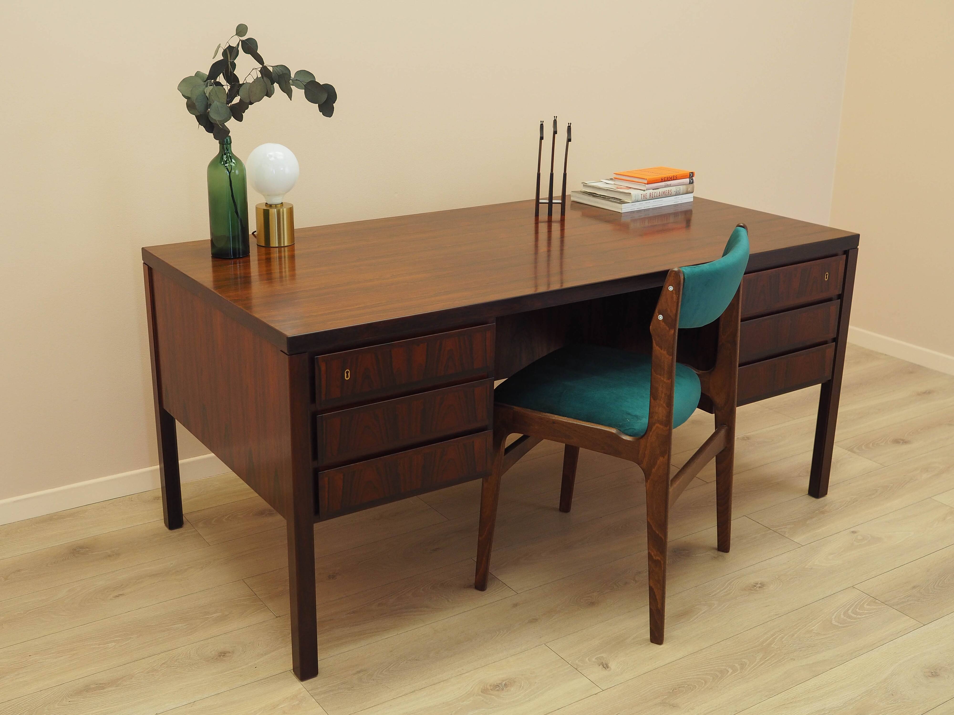 Rosewood desk, Danish design, 1970s, manufactured by Omann Jun
