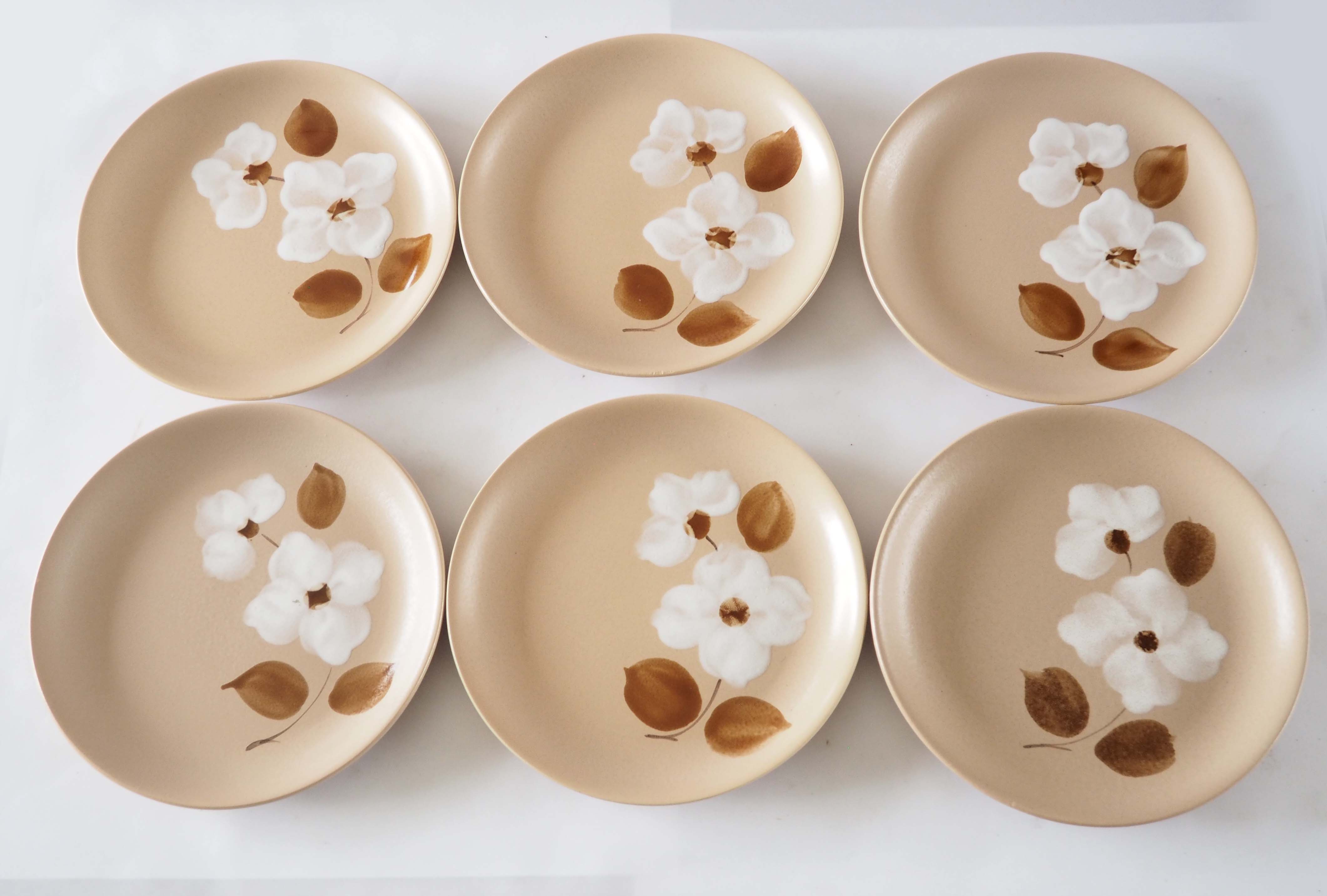 Series of 6 stoneware plates