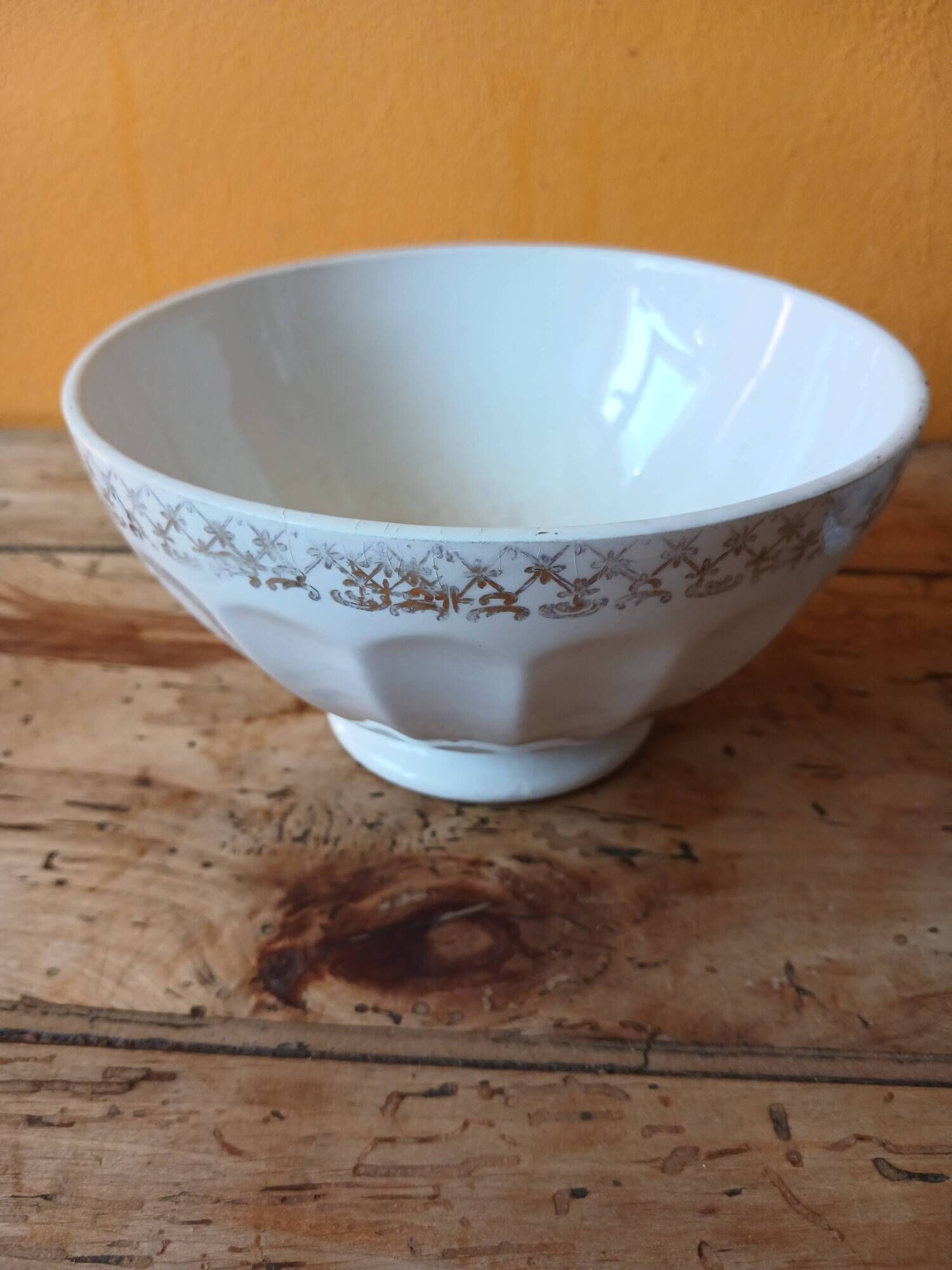 Set of 3 white and gold antique bowls - porcelain cups