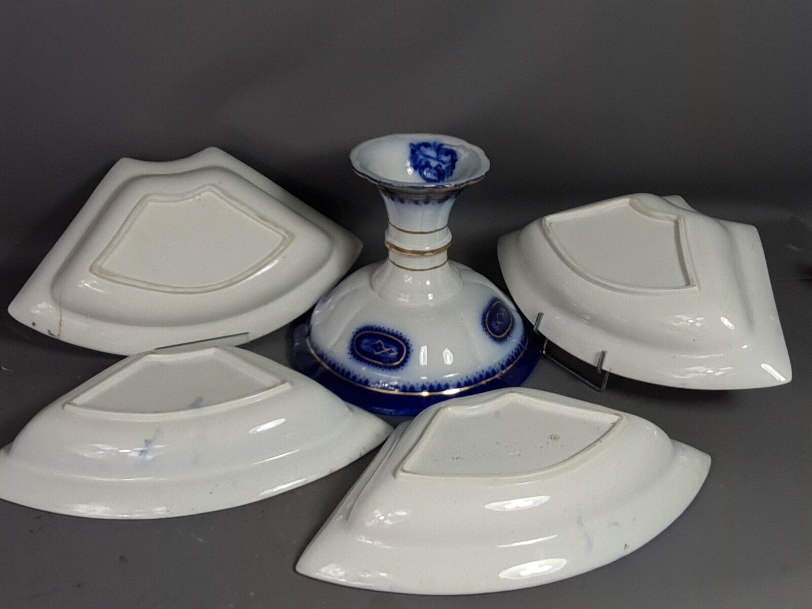 5-piece English earthenware cutlery set, silent servant