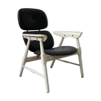 Italian high-back armchair in white lacquered wood, Vintage from the 1950s/60s.