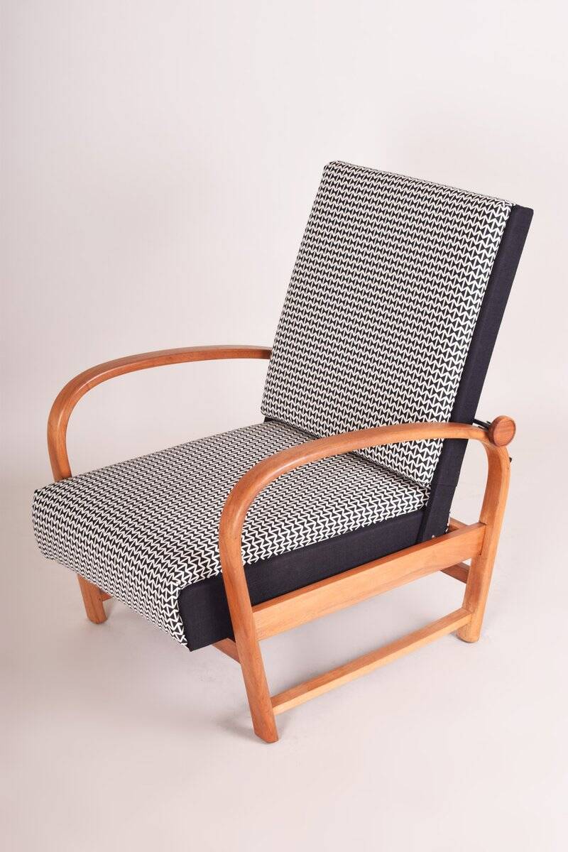 Art Deco Armchairs in Walnut attributed to Thonet, Germany, 1930s, Set of 2