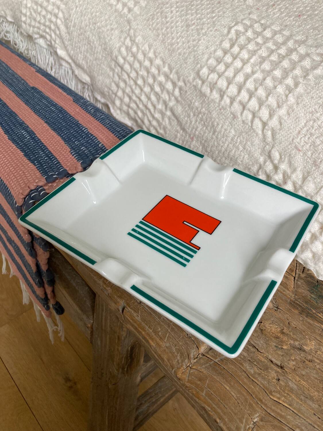 Empty pocket/vintage ashtray