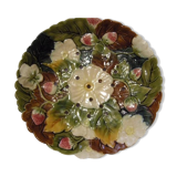 Barbotine décor fleurs plat à fraises