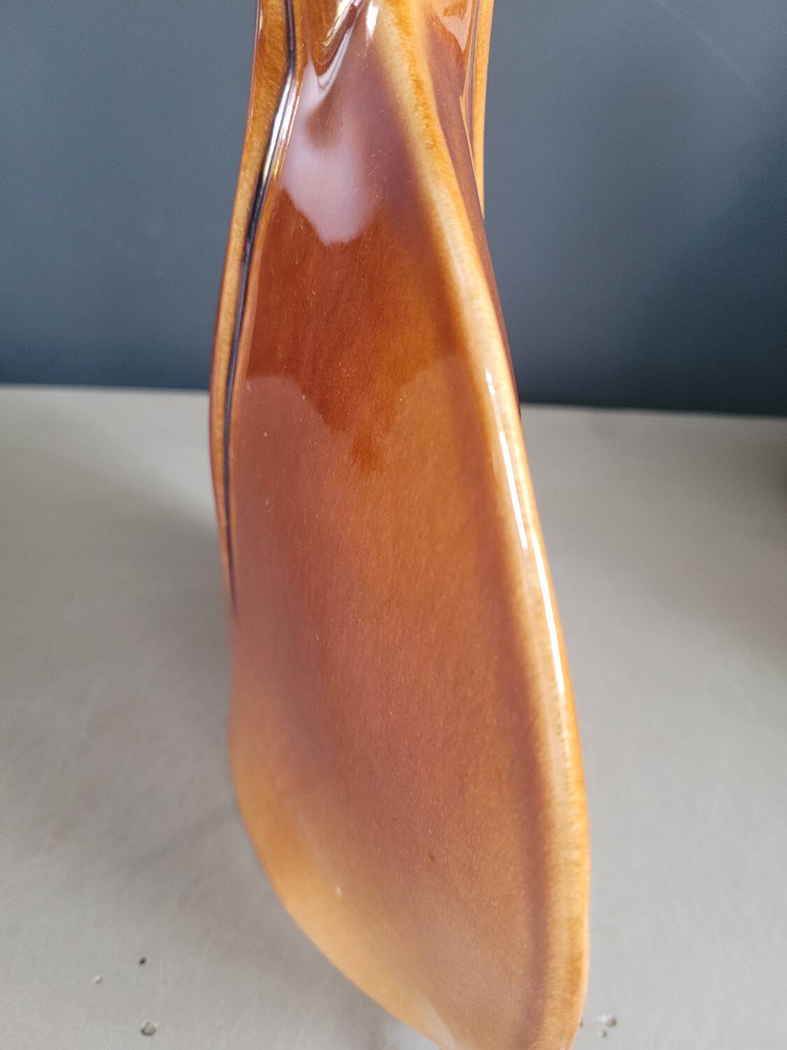 Ceramic lamp base
