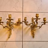 Paire d'appliques en bronze doré style Louis XV
