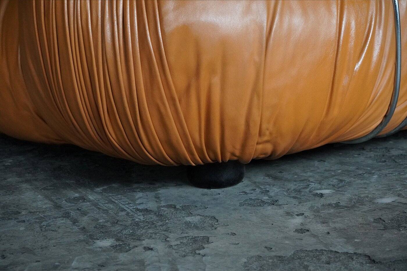 Soriana Three-Seater Sofa in Original Leather by Afra and Tobia Scarpa for Cassina, 1970s