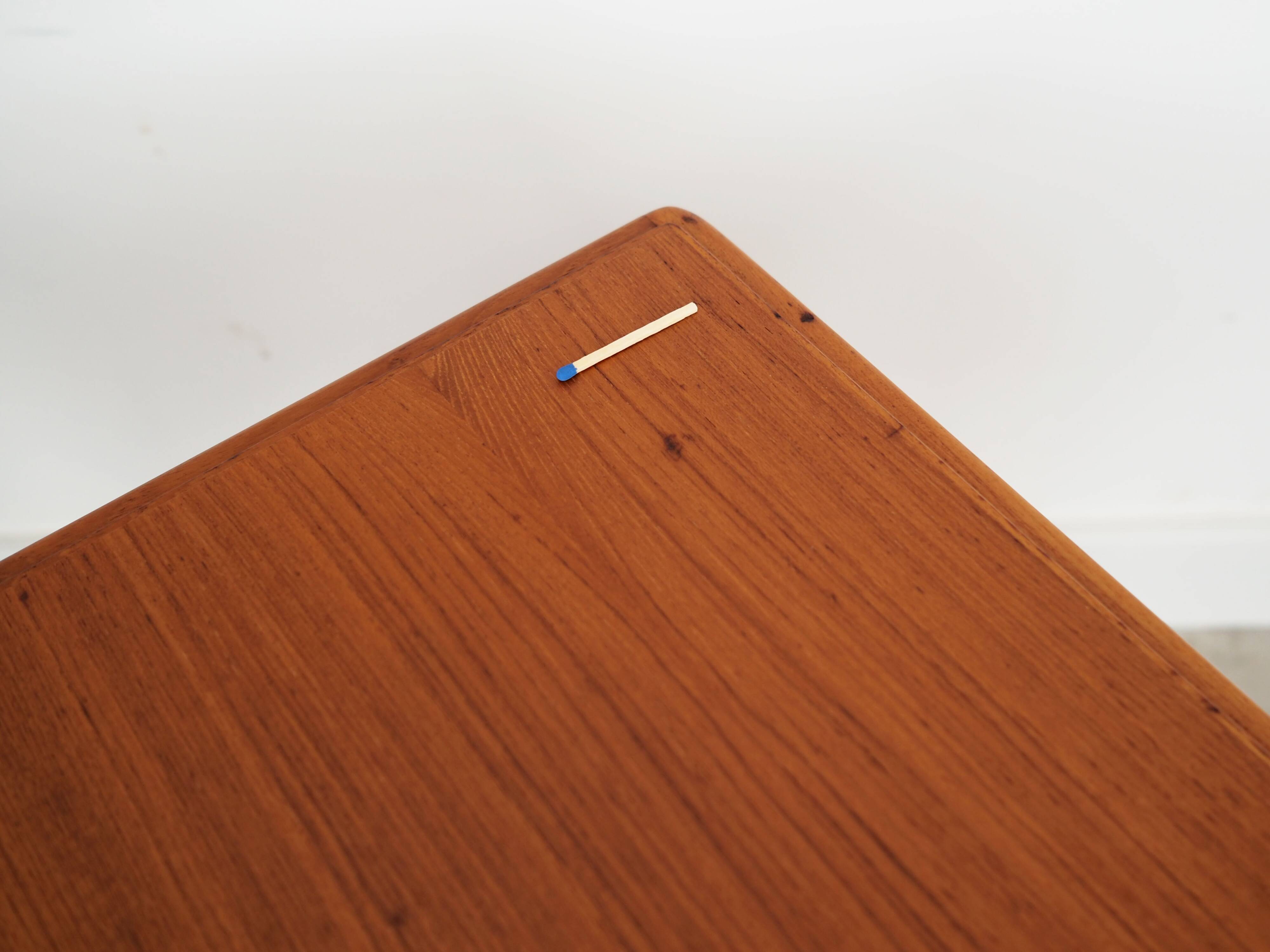 Teak coffee table, Danish design, 1970s, production: Denmark