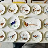 Service modèle oiseaux en faïence polychrome Gien peinte à la main