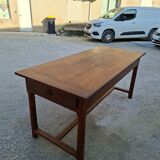 Rustic monastery farmhouse table, antique, 19th century, made of walnut.