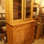 Buffet with 2 pine bodies