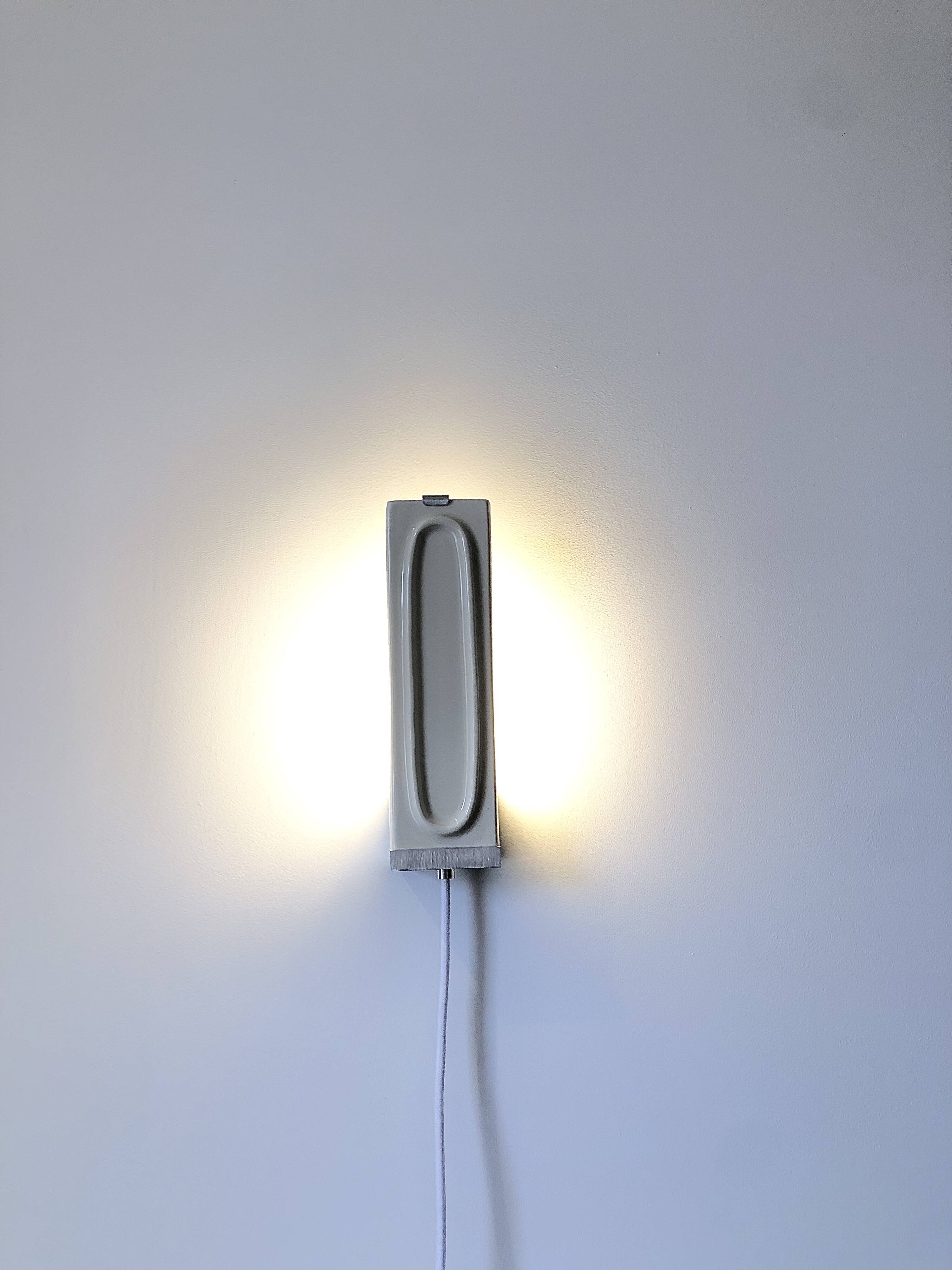Branco wall light