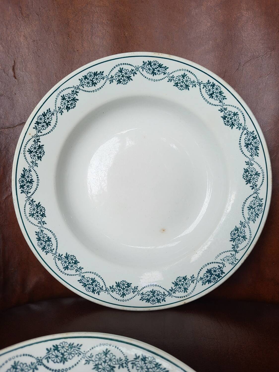 Set of 5 Terre de Fer plates 1900 Wilbur and St Amand