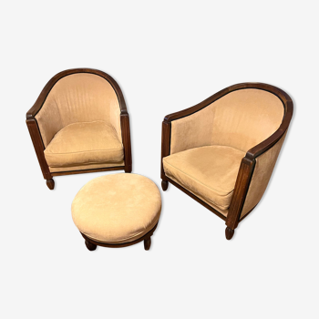 Paire de fauteuils gondoles art deco et un pouf assorti retapissés