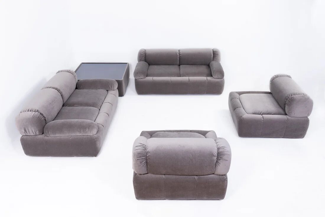 Italian living room set with two sofas, two armchairs and coffee table, 1970
