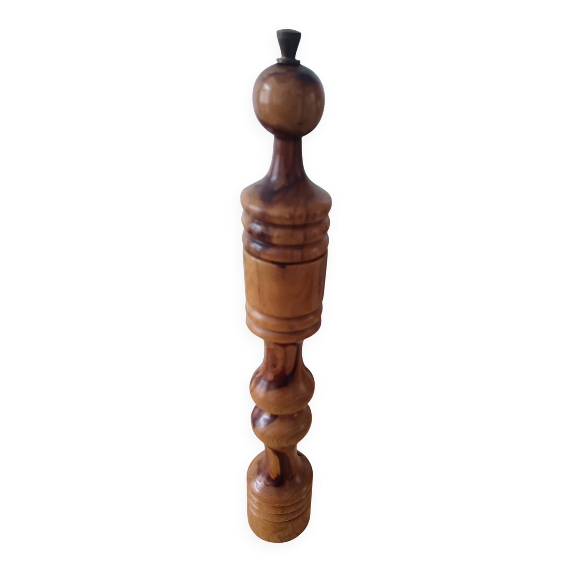 Pepper mill
