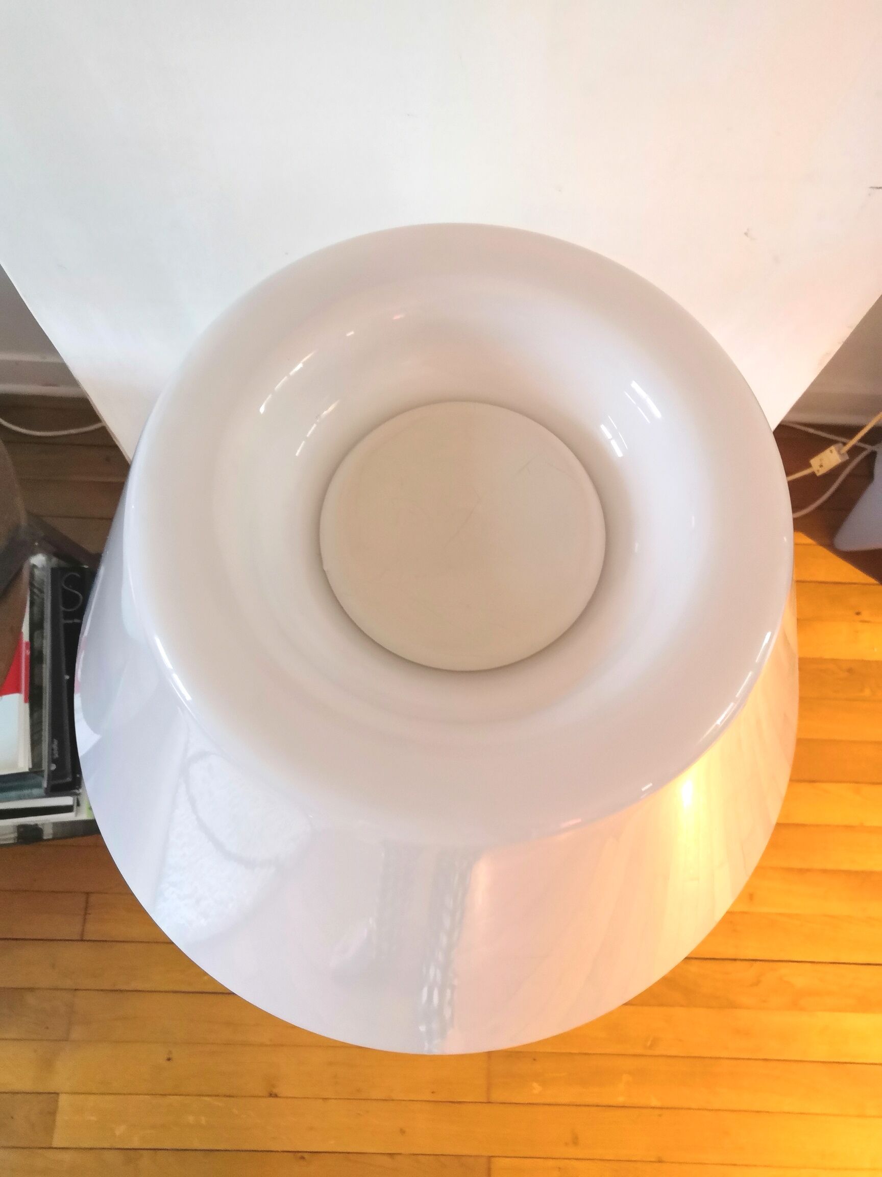 Lamp Harvey Guzzini model 0532 design 70s