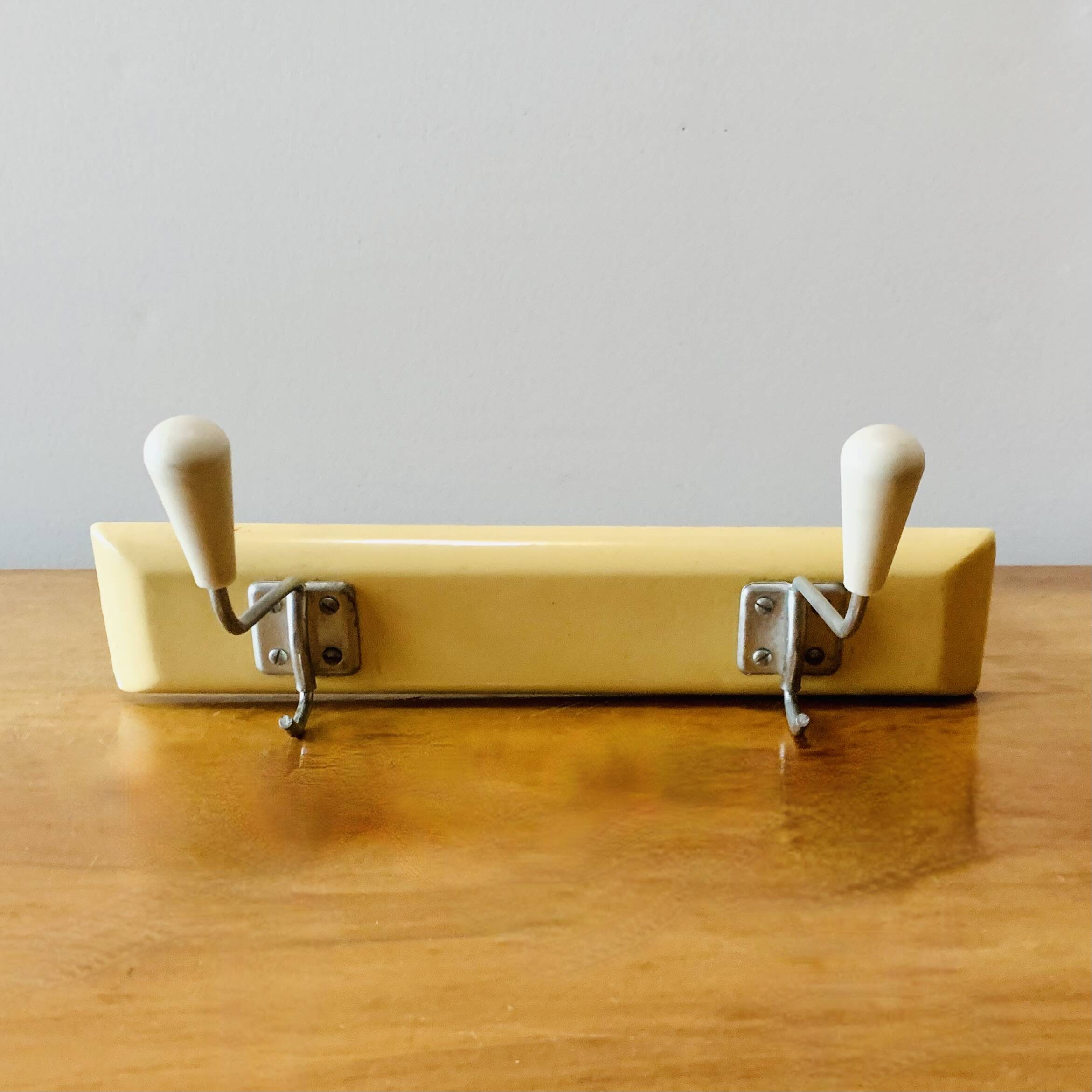 Portemanteau mural en bois vintage - double patère