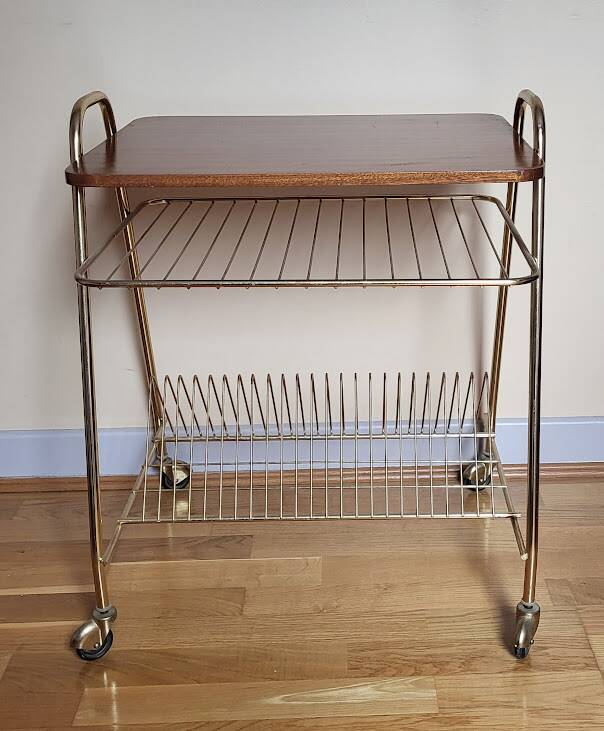 Rolling vinyl storage trolley