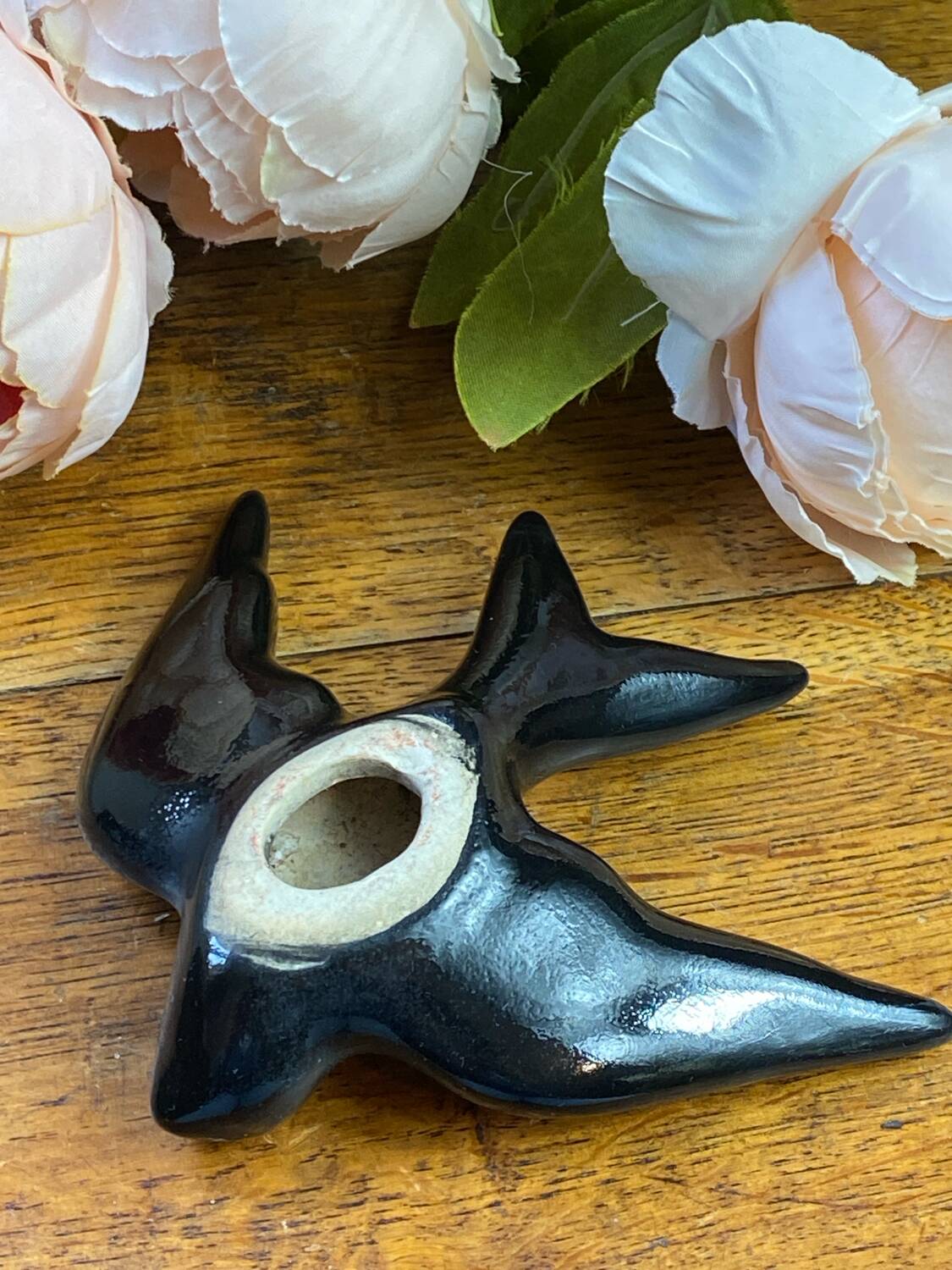 Ceramic swallow