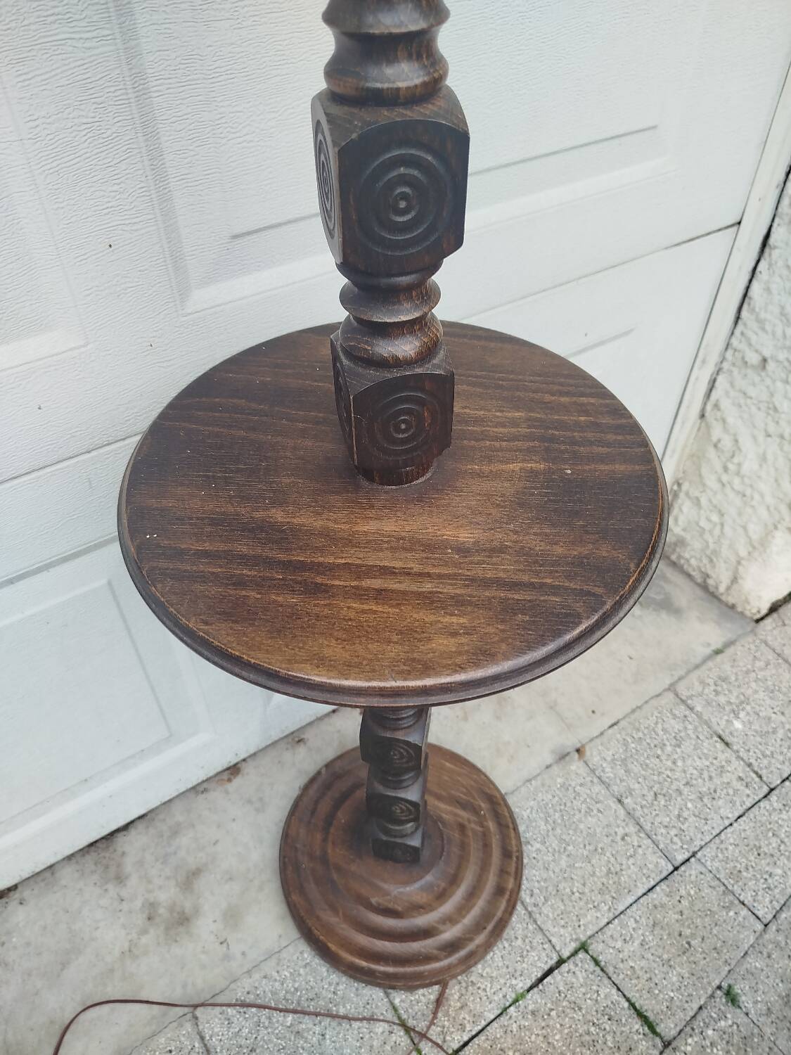 Turned wooden floor lamp – in the style of Charles Dudouyt art deco