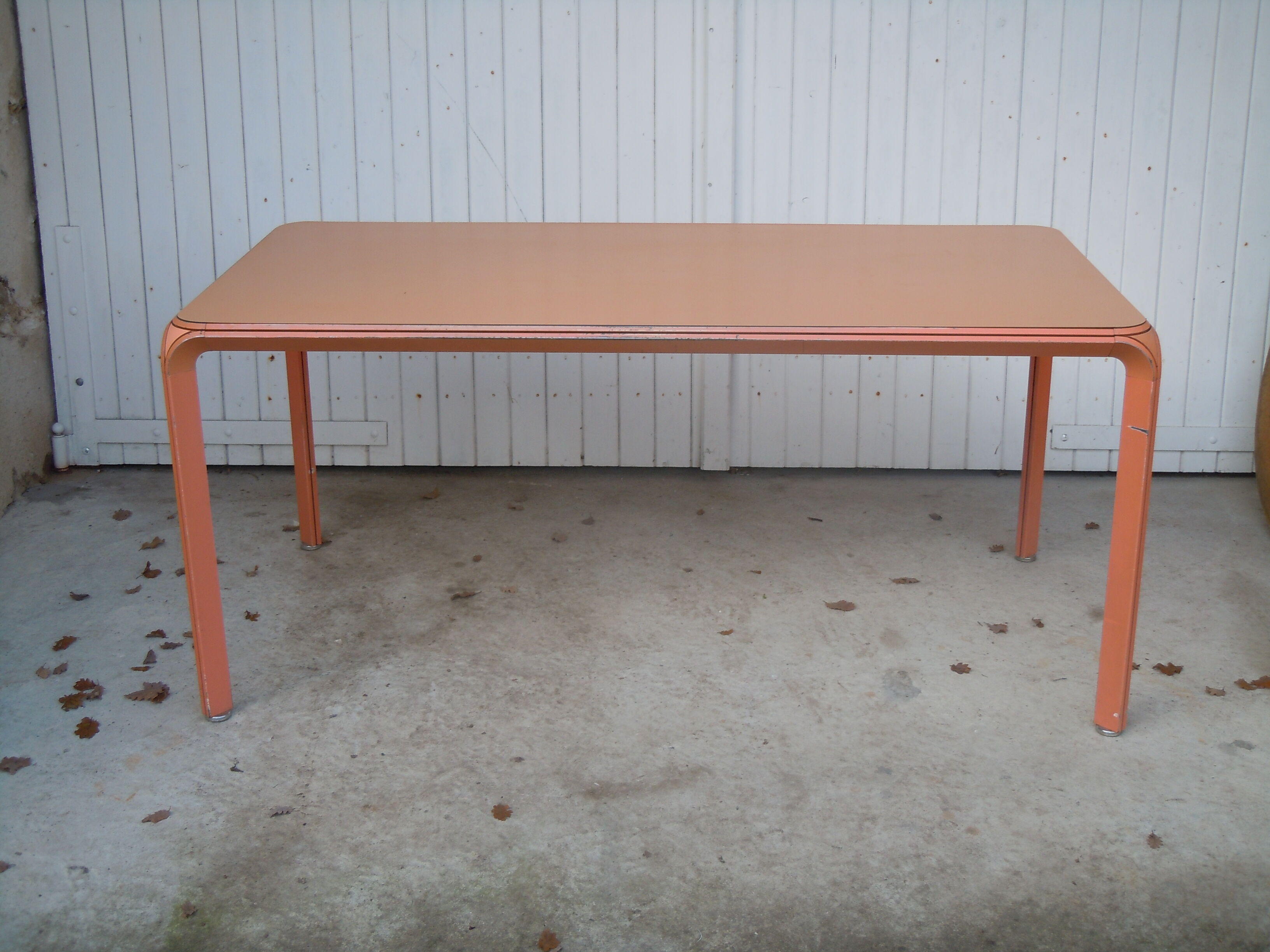 Dassas Pierre Paulin lar table vintage design 1973