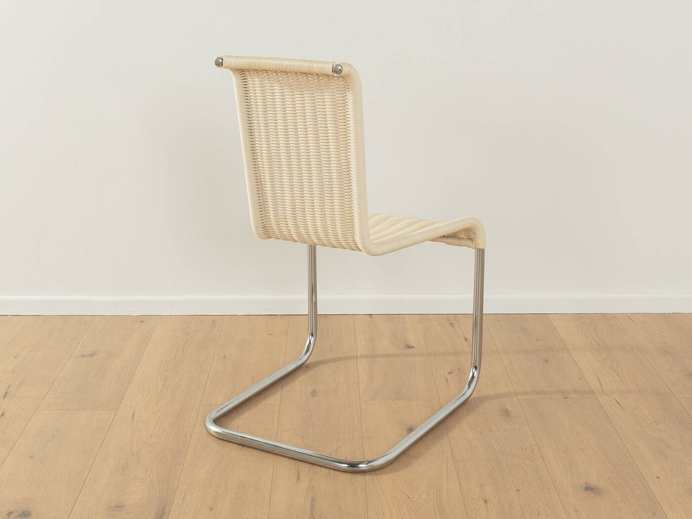 B20 cantilever chairs, Marcel Breuer, Tecta