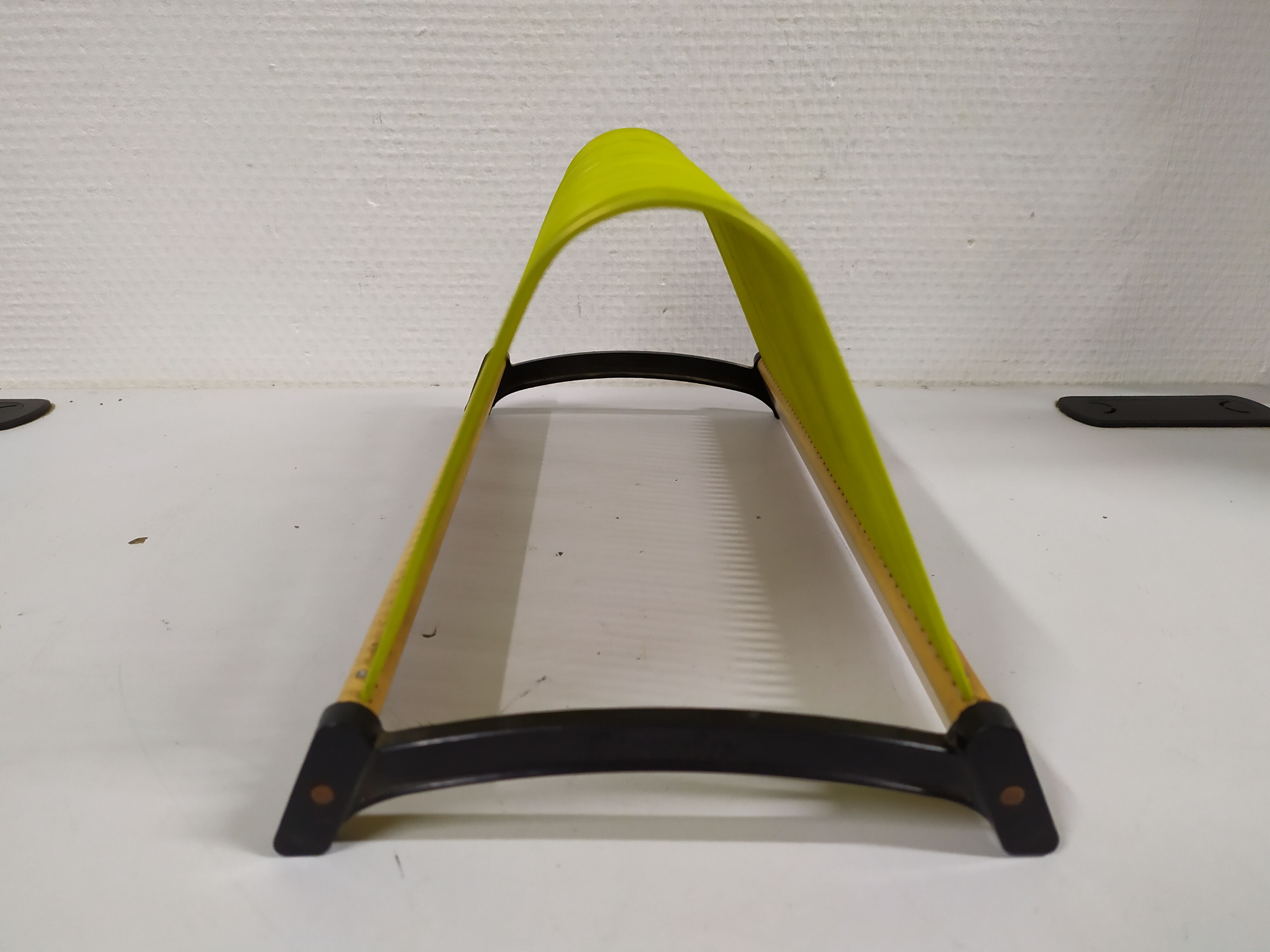 Old green wood vinyl holder, plattofix