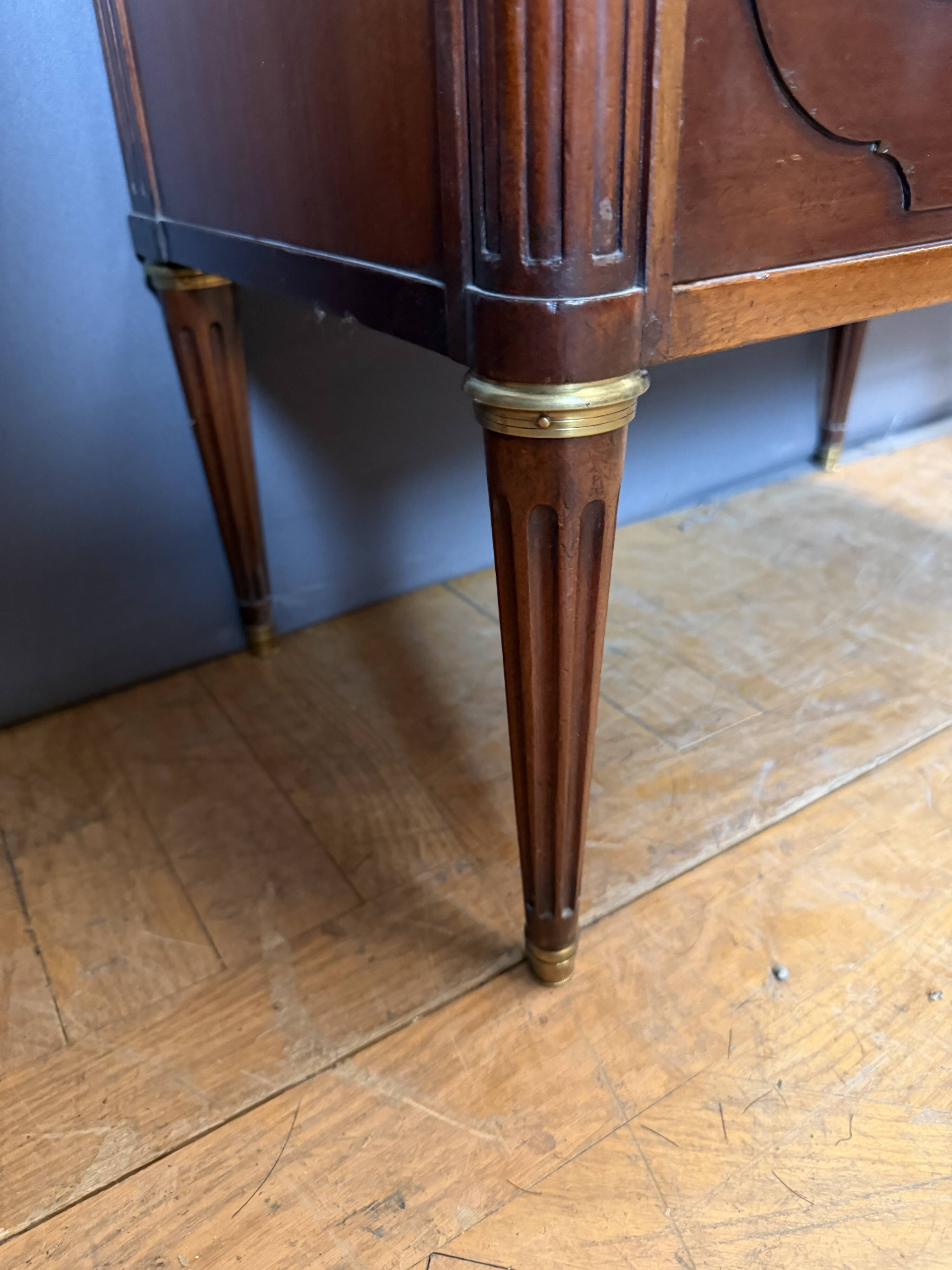 Louis XVI commode in mahogany stamped Mailfert
