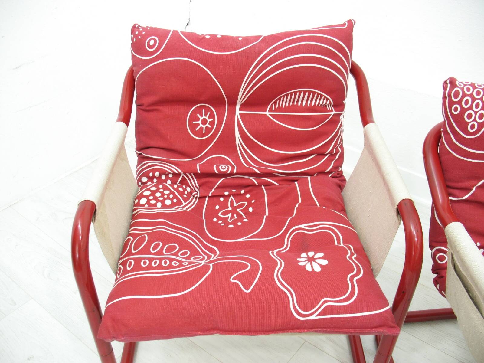 Vintage Tubular Chairs, 1970s