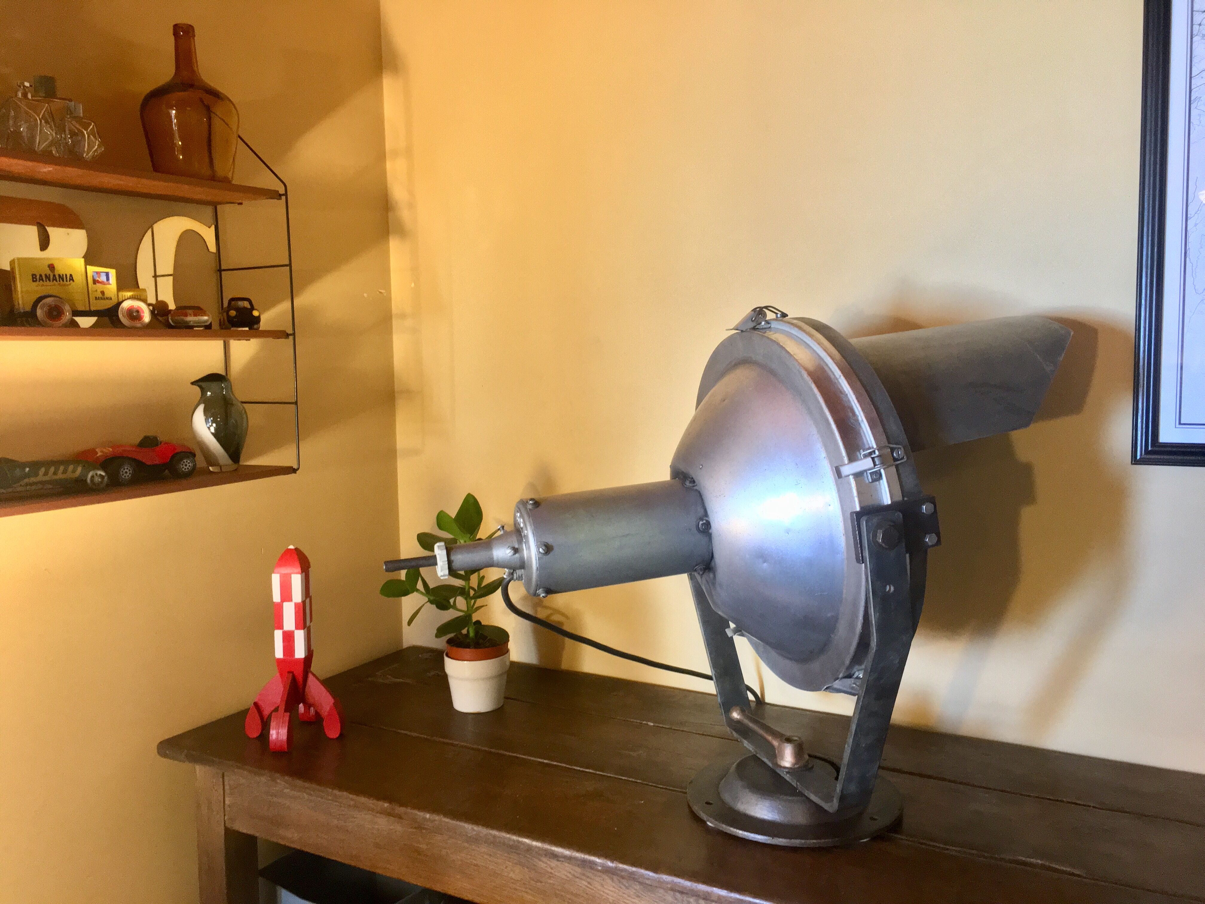 SNCF station projector or railway tracks