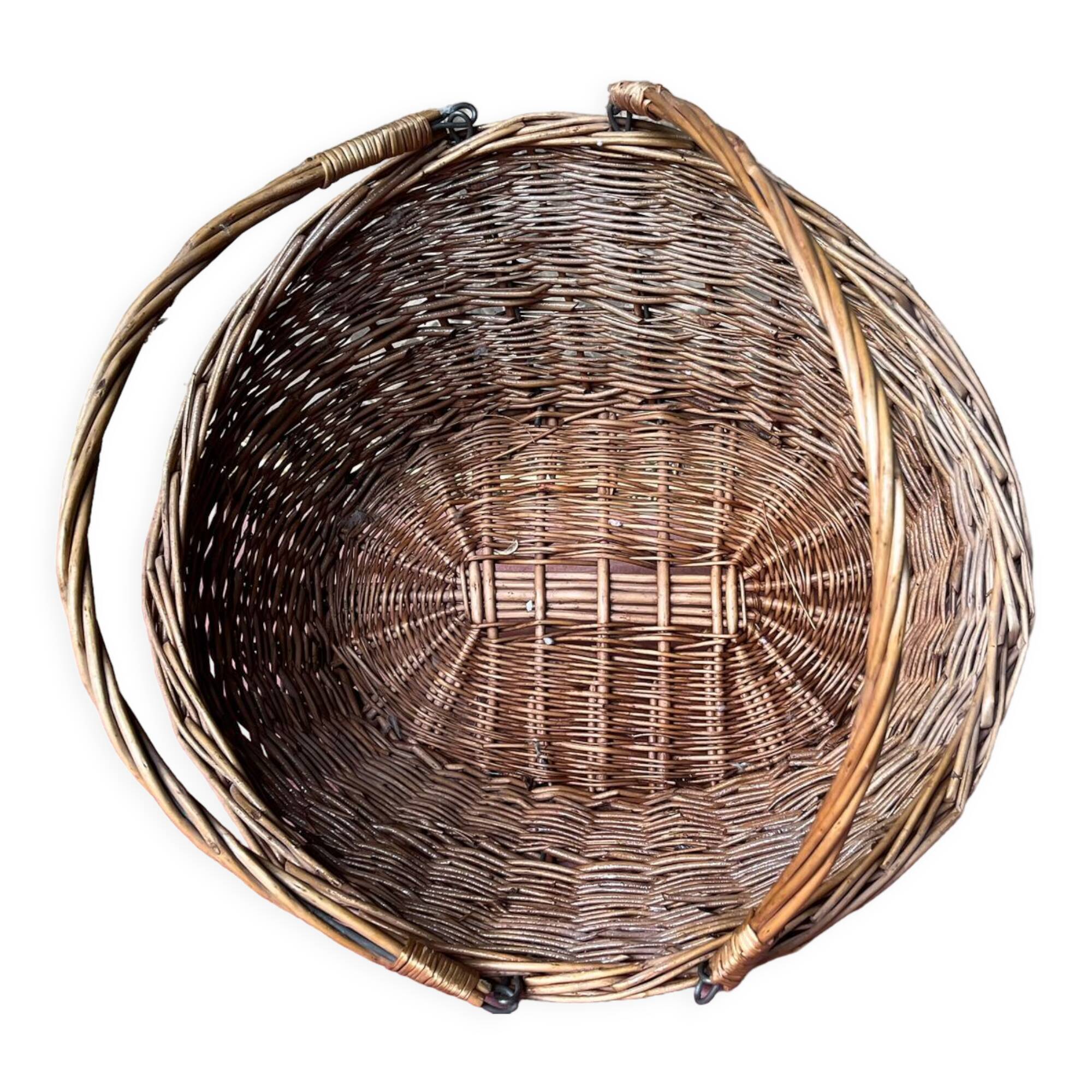 Wicker basket 2 vintage handles