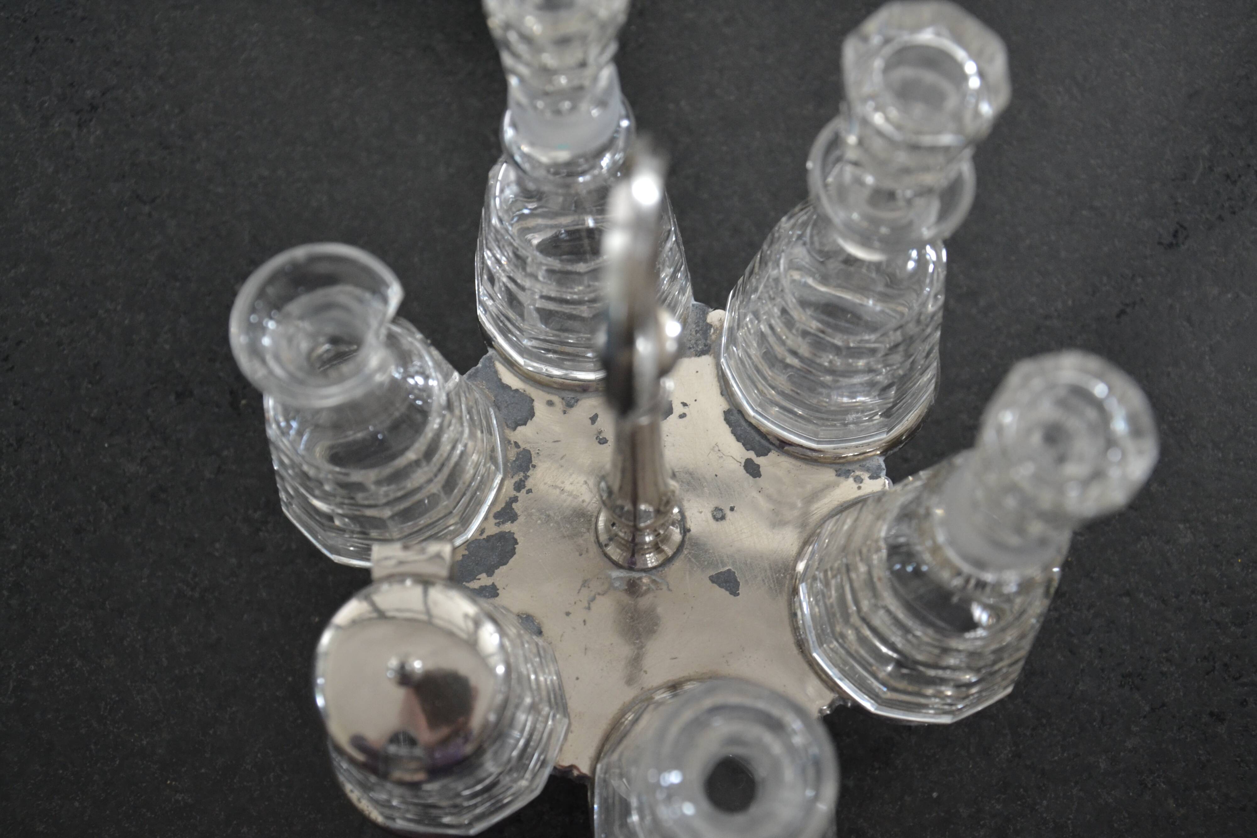 Silver-plated oil and pepper server in Art Deco style.
