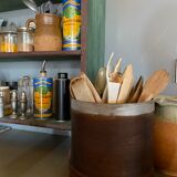 Poplar wood pot, circa 1900