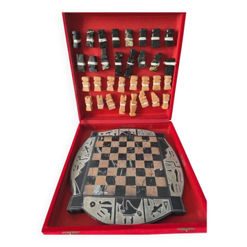 Plateau d'échecs vintage en pierre arrondie égyptien