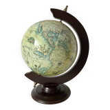Globe terrestre vintage au style ancien