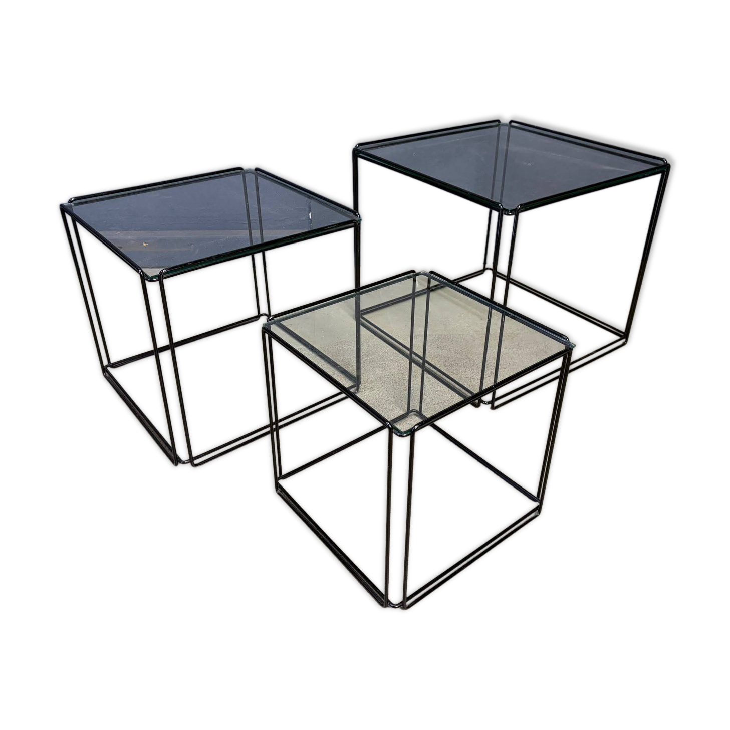 Tables gigognes Isocele de Max Sauze des années 1970.