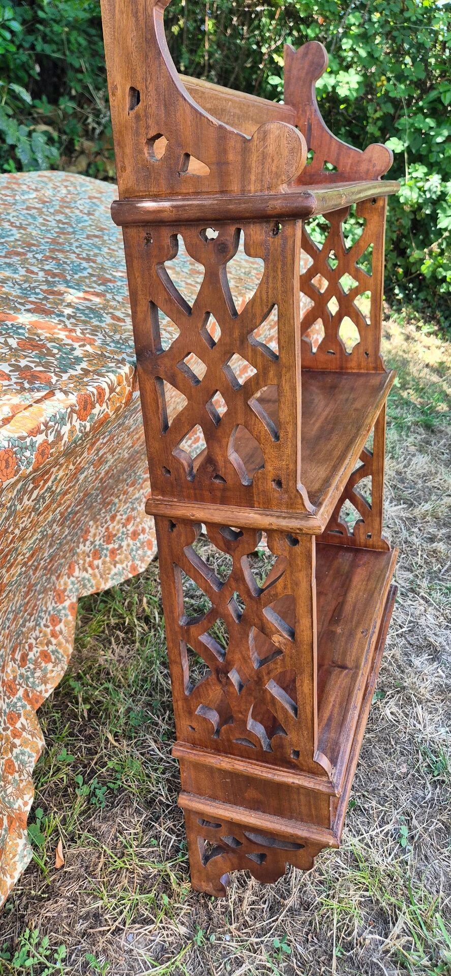 Vintage wall shelf in oriental or Moorish style, handcrafted by a cabinetmaker.