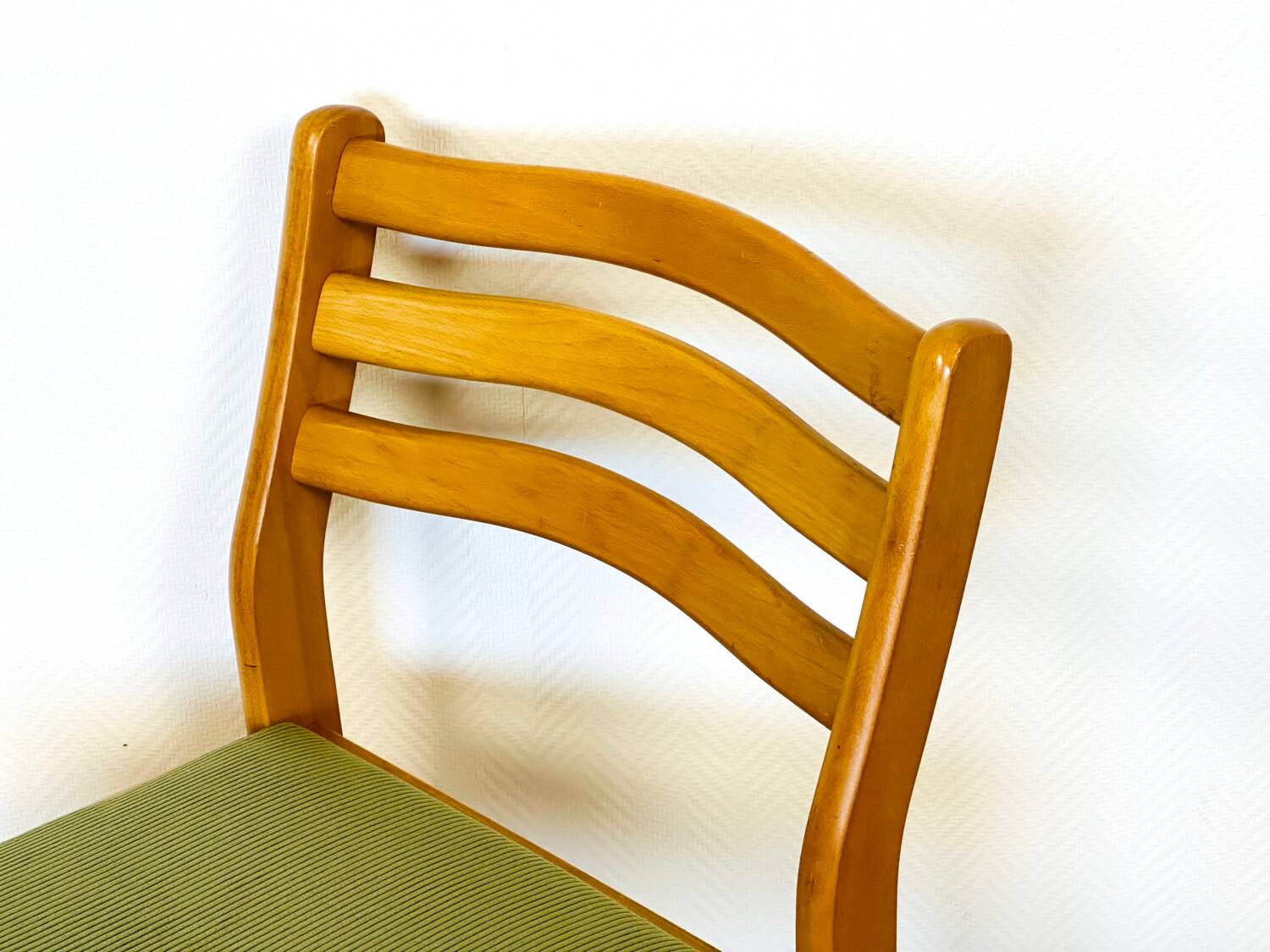 4 vintage Scandinavian chairs from the 1960s