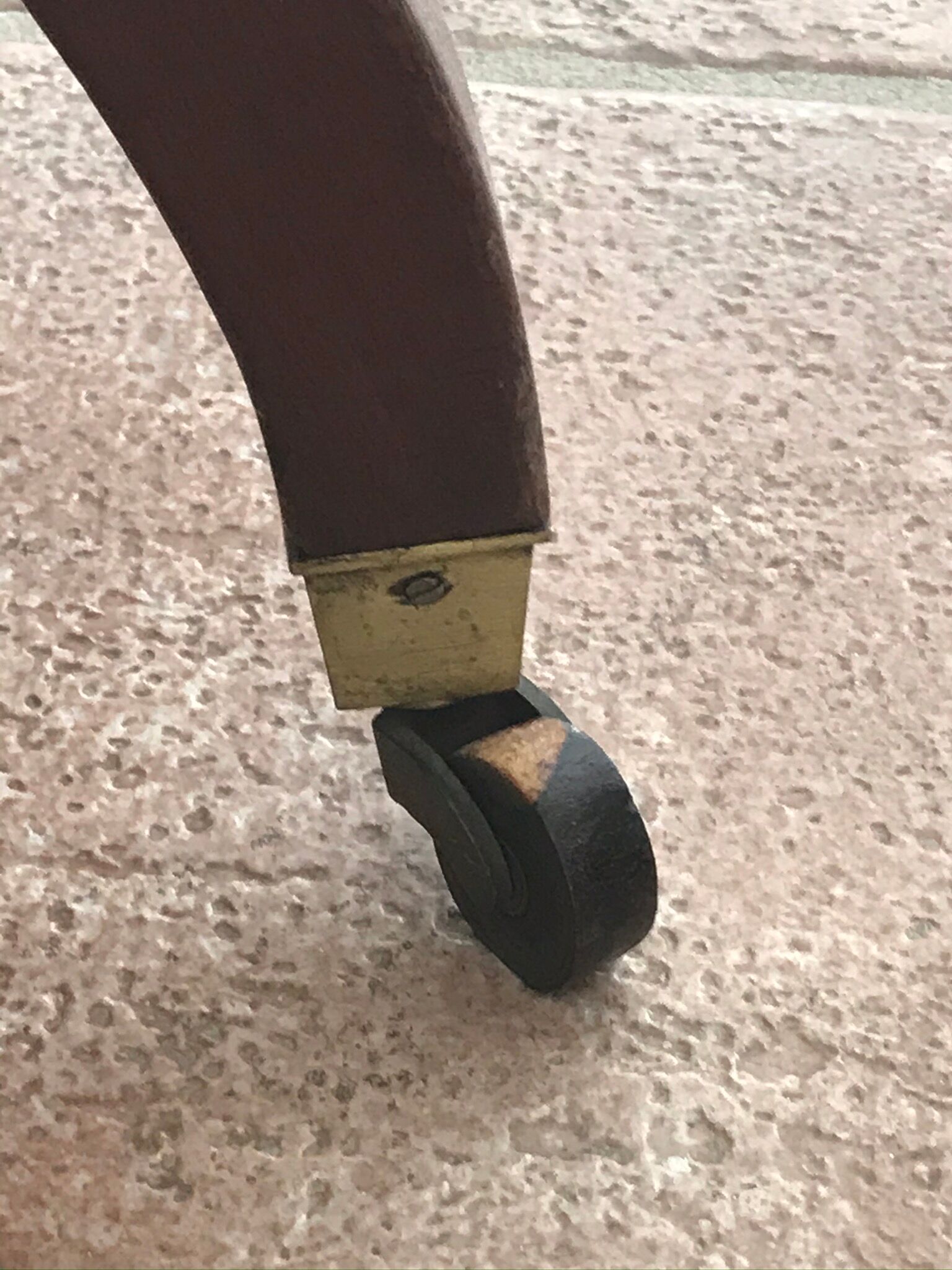 Restoration toad chair