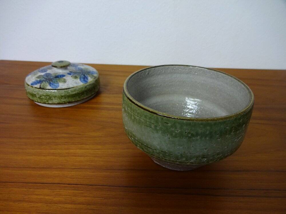 Danish Studio Ceramic Bowl with Lid by Noomi Backhausen for Soholm Stentoj, 1960s