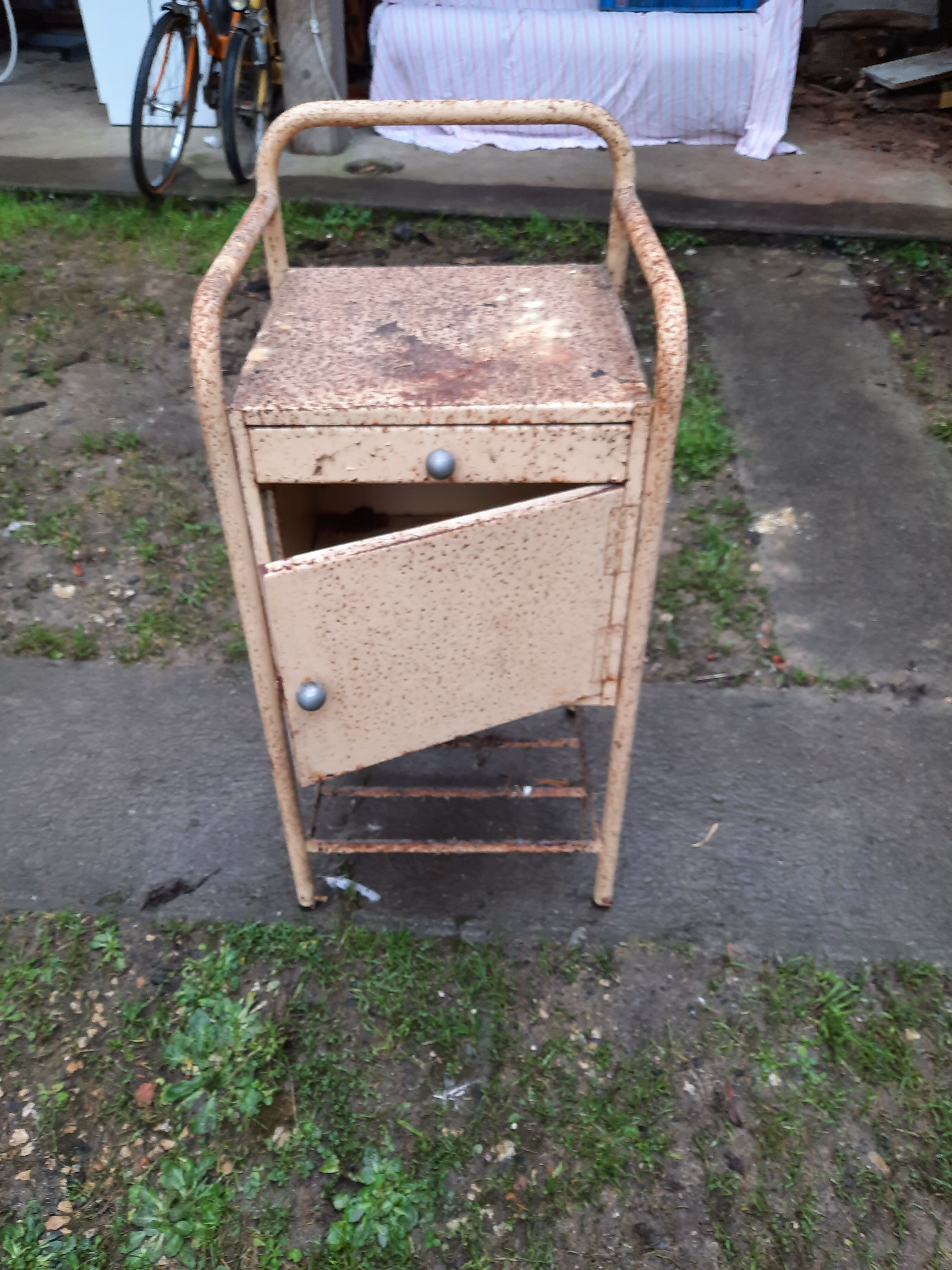 Industrial bedside table year 30